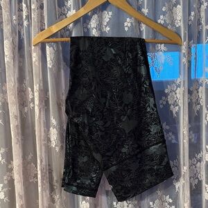 Lululemon Wunder Train Leggings 28”